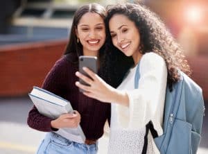 apostillar título de bachiller colombiano en españa